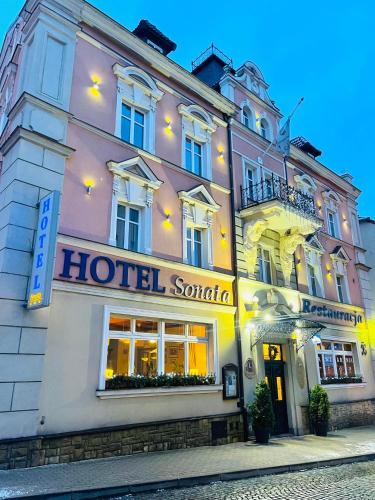 Hotel Sonata — hotel in Duszniki-Zdroj