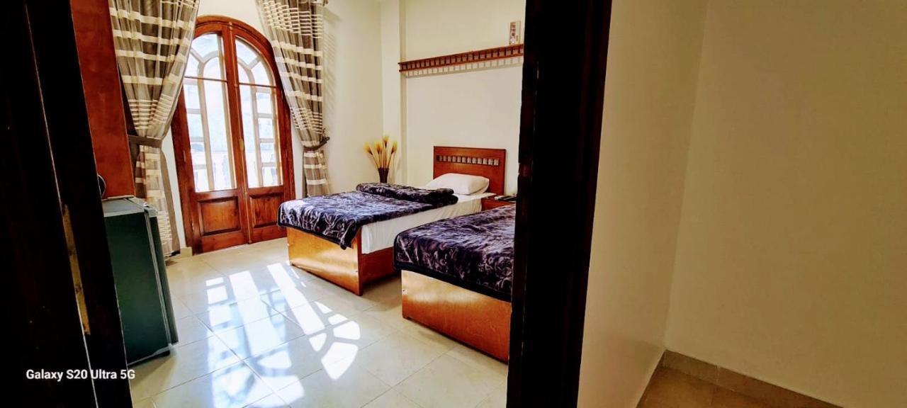 Moon fourteen2 — 4-Star Luxury Hotel in Luxor, Egypt