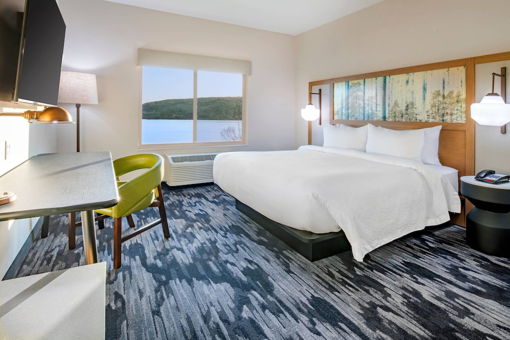 Fairfield Inn & Suites by Marriott Klamath Falls - photo 14