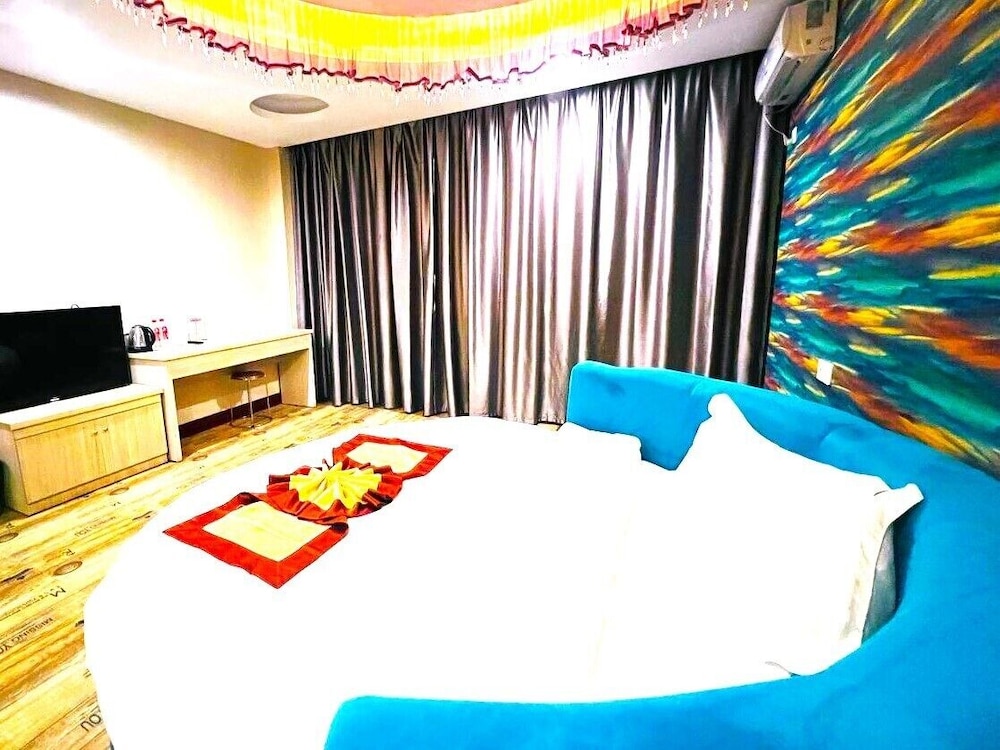 Fusion Hotel - last minute hotel in Sihanoukville