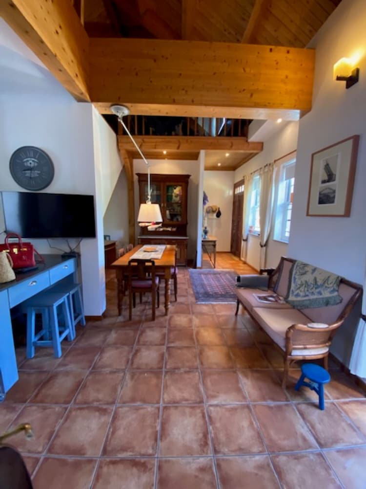 Casa Gelasio Private Pool — 4-Star Luxury Hotel in Tondela, Portugal