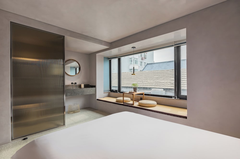 Beijing Reconstructed Space Hotel - last minute hotel in Beijing