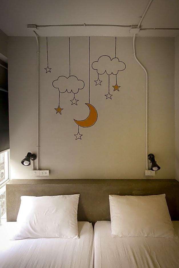 Happy Monkey Hostel Bangkok