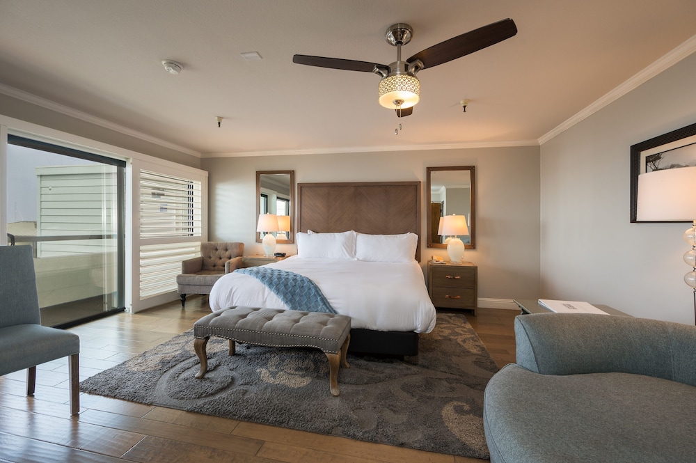 456 Embarcadero Inn & Suites - photo 5