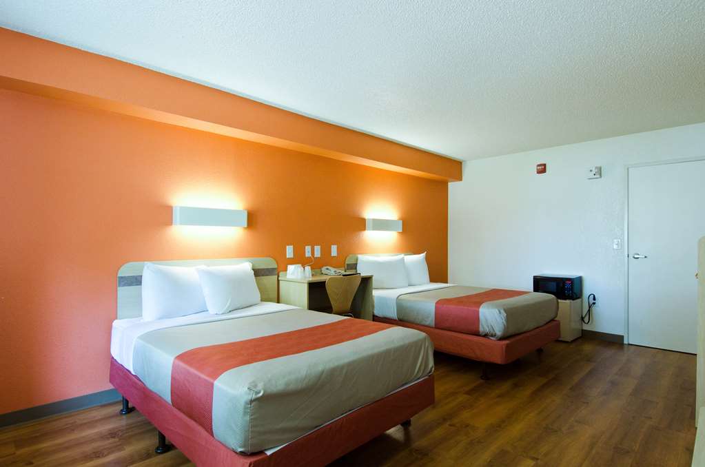 Motel 6 Frederick MD Fort Detrick - photo 11
