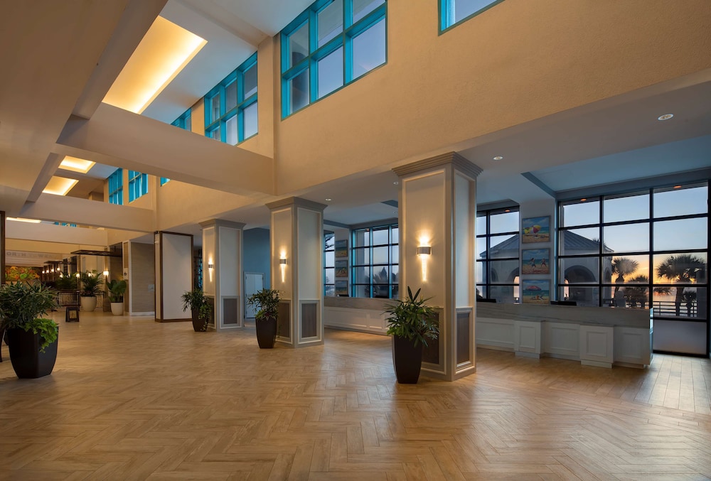 Hilton Daytona Beach Resort - photo 2