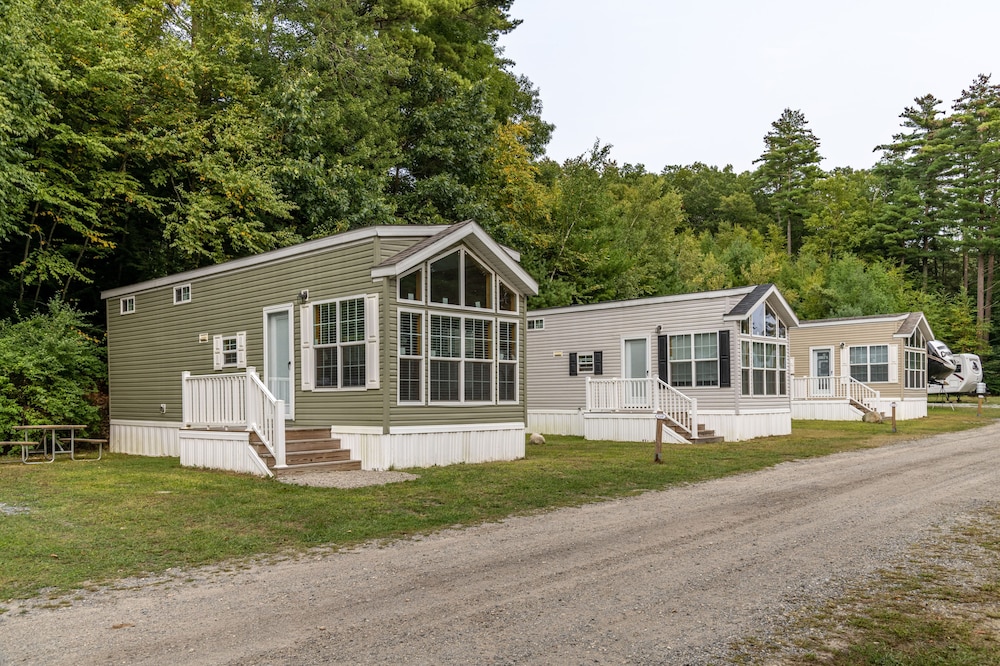 Tuxbury Pond Camping Resort Cottage - photo 81