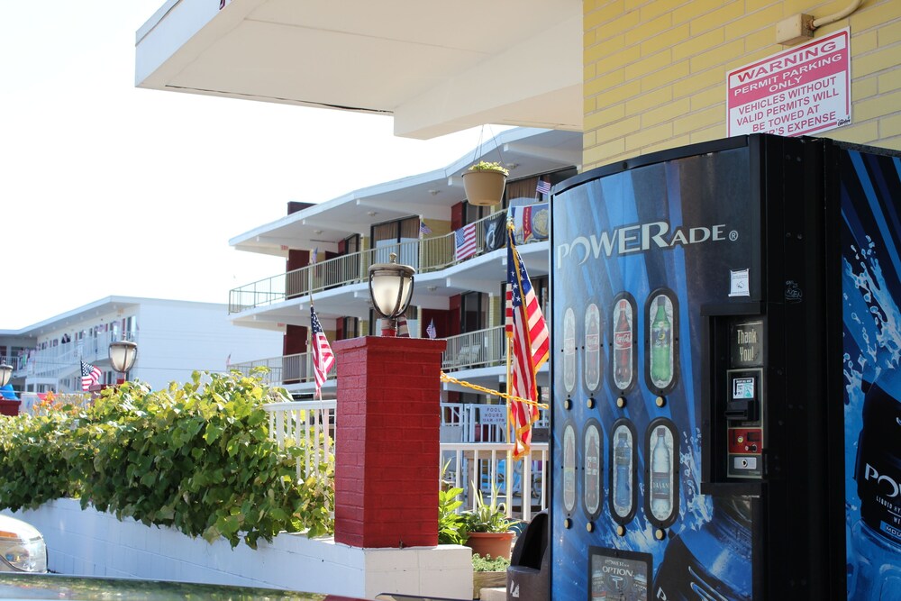 The Carideon Motel - photo 21
