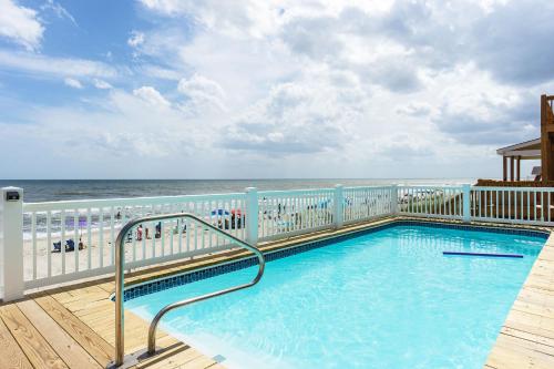 Clear Skies by Oak Island Accommodations - photo 8