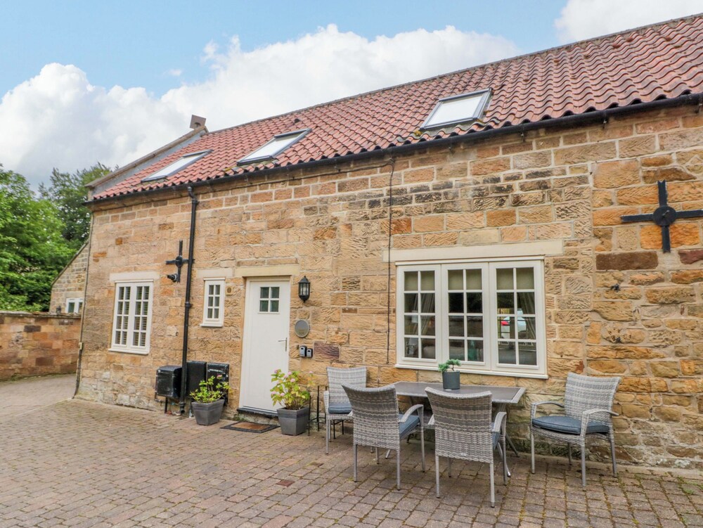 Clematis Cottage — 4-Star Luxury Hotel in Whitby, United Kingdom