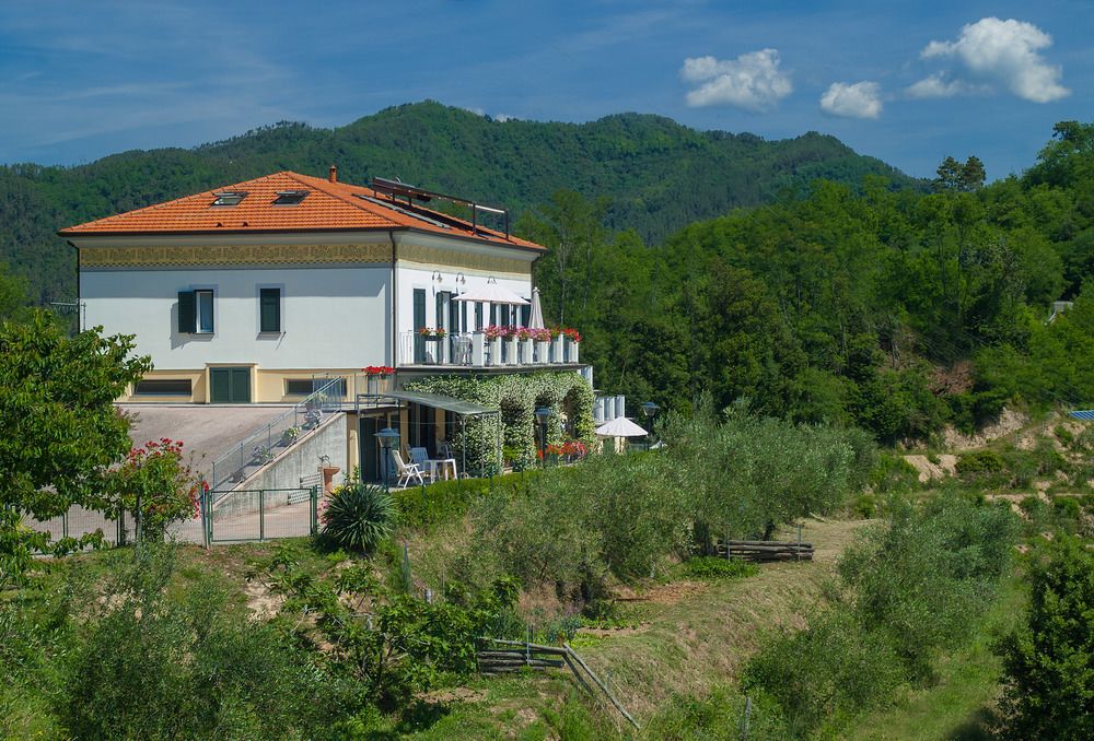 Gli Ulivi Di Montalbano — 4-Star Luxury Hotel in La Spezia, Italy