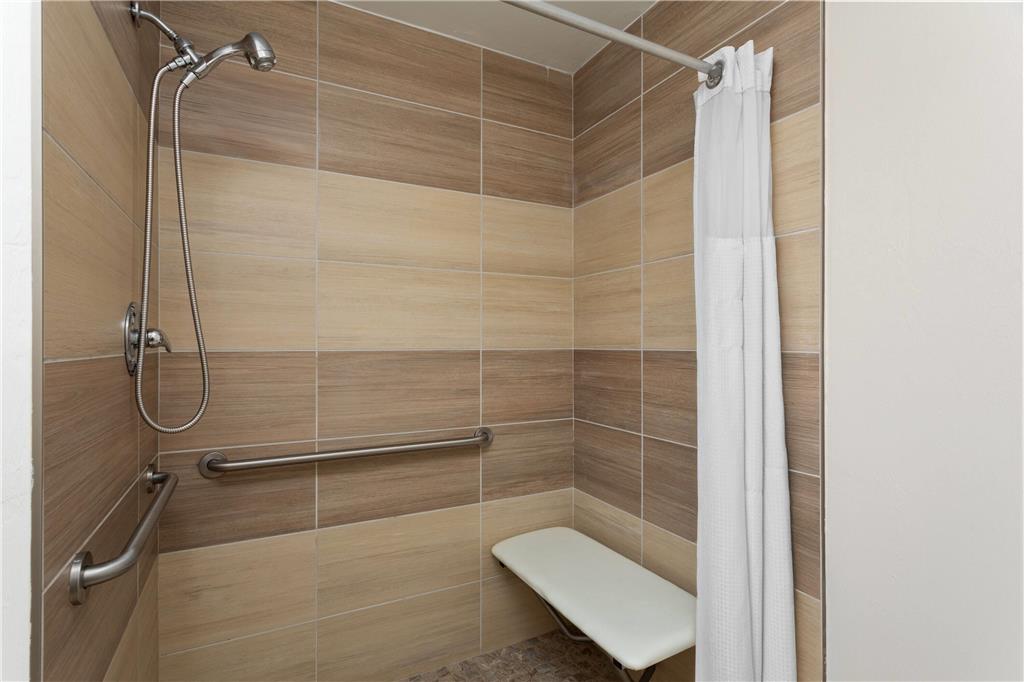 Hawthorn Extended Stay by Wyndham Naples - photo 24