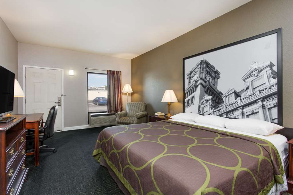 Super 8 by Wyndham Petersburg - photo 7