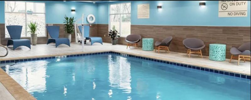 Hampton Inn Tappahannock - photo 26