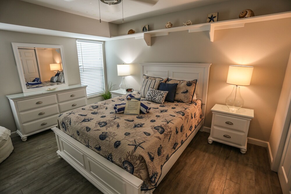 44 Fairview Blvd - photo 5