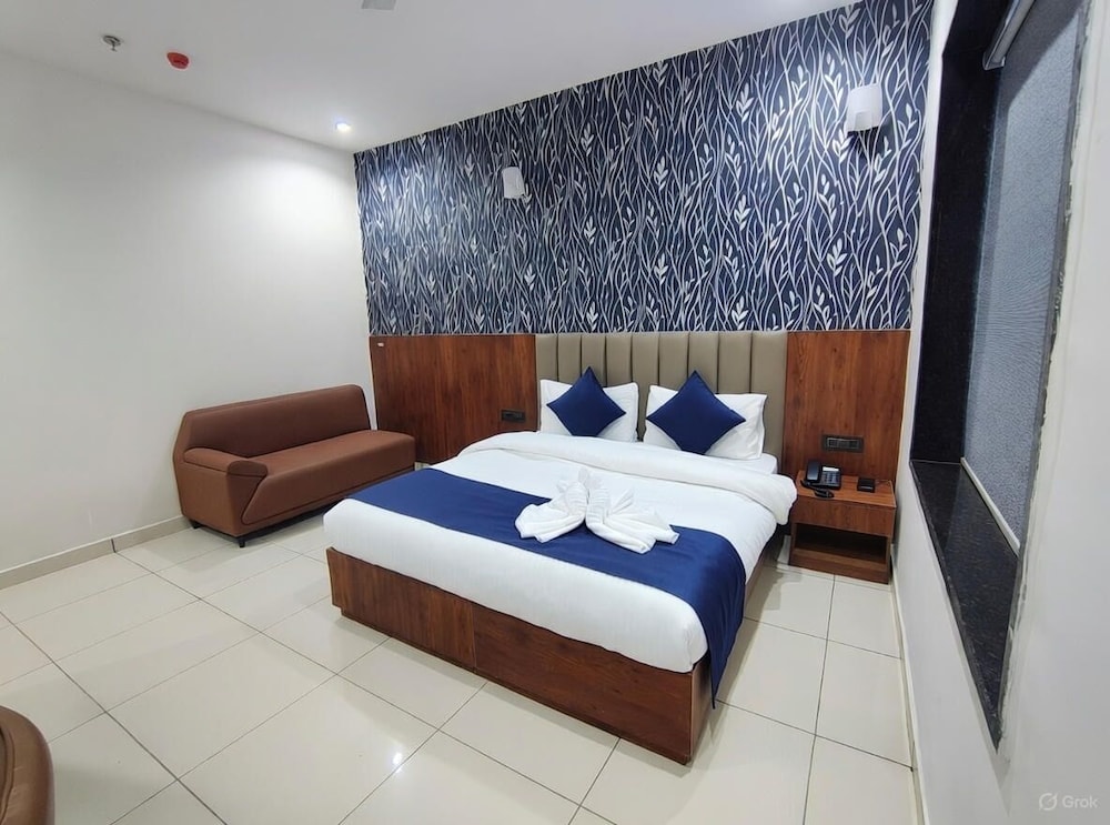 Belle Tree Hotel - last minute hotel in Greater Noida