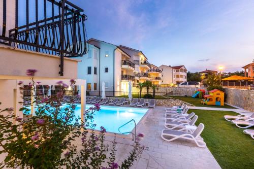 Cool Silo Appartement Resort — Dobrinj