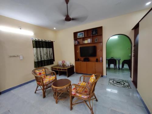 Rest and Relax Homestay — 4-Star Luxury Hotel in Puducherry, India