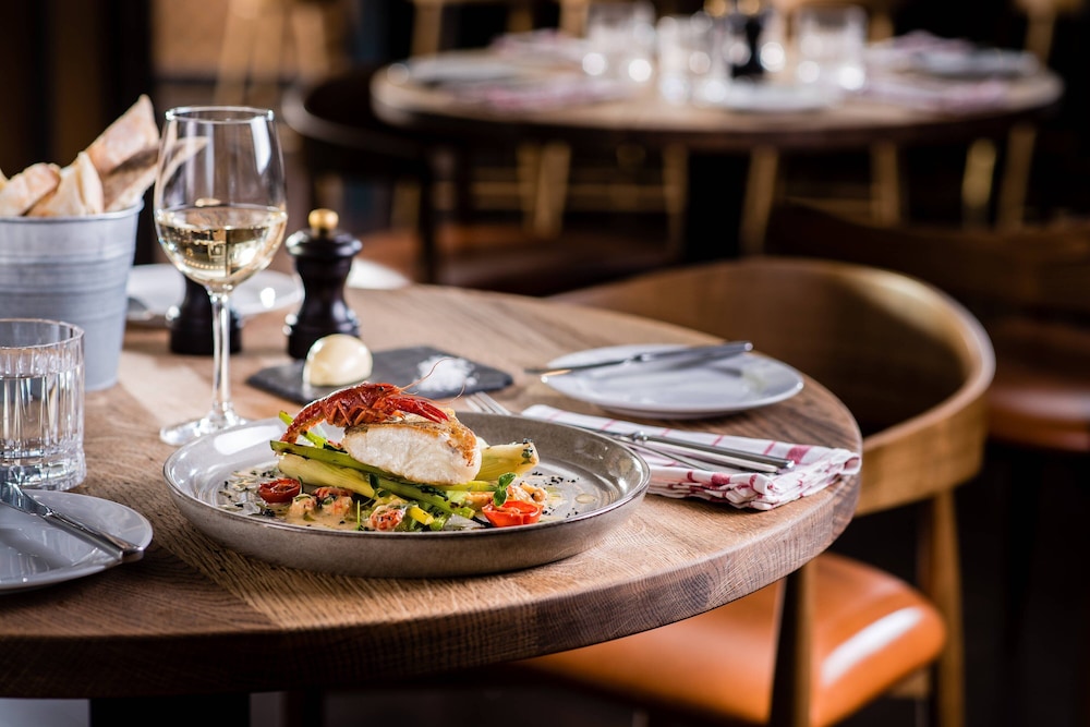 מזון ומשקאות