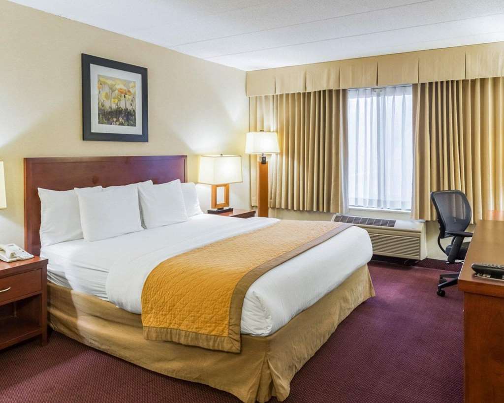 Clarion Hotel Somerset New Brunswick - photo 12