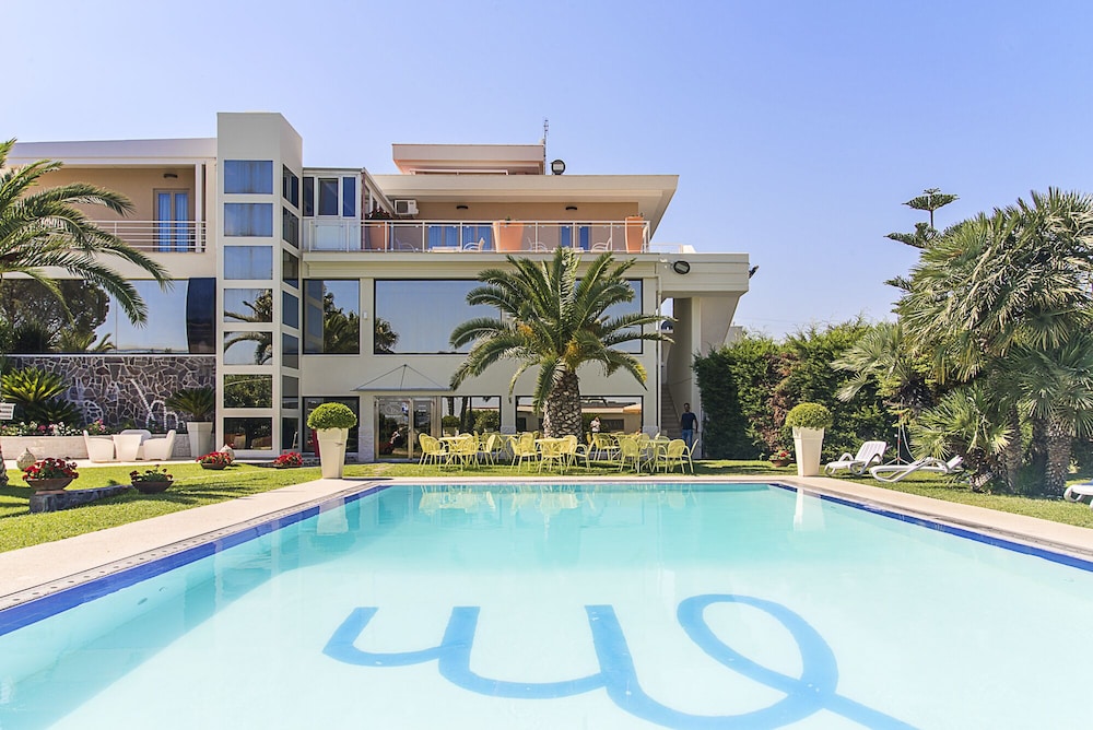 Hotel Villa Maria - carbon neutral hotel in Crispiano