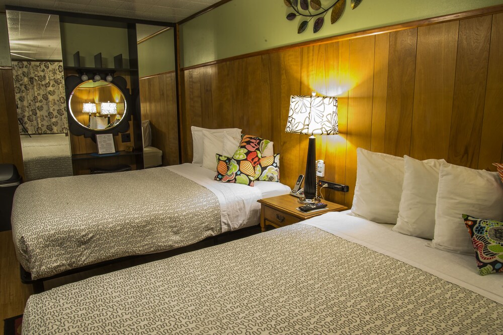 Fairway Overnight & Extended Stay - photo 10