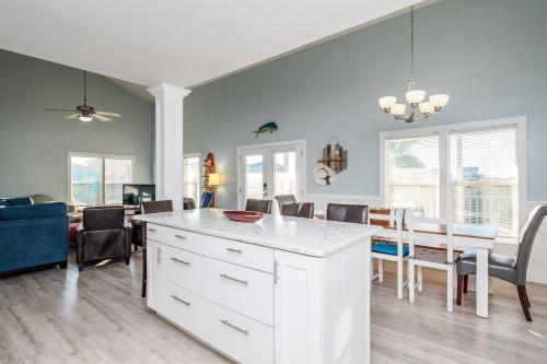 SeaSide by Oak Island Accommodations - photo 13