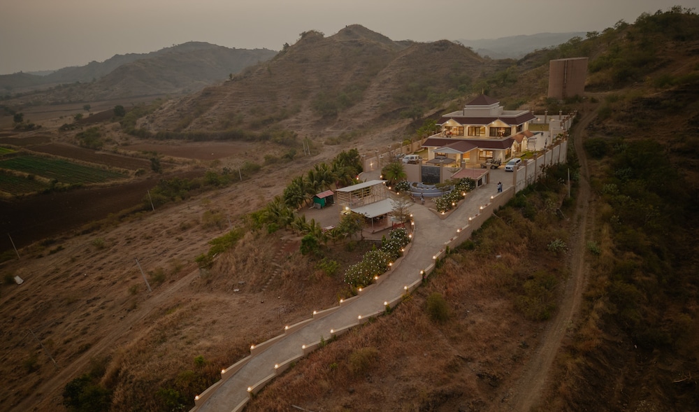 The Gaj kesri Gir Best Wildlife Resort in Gir in Dhari, India