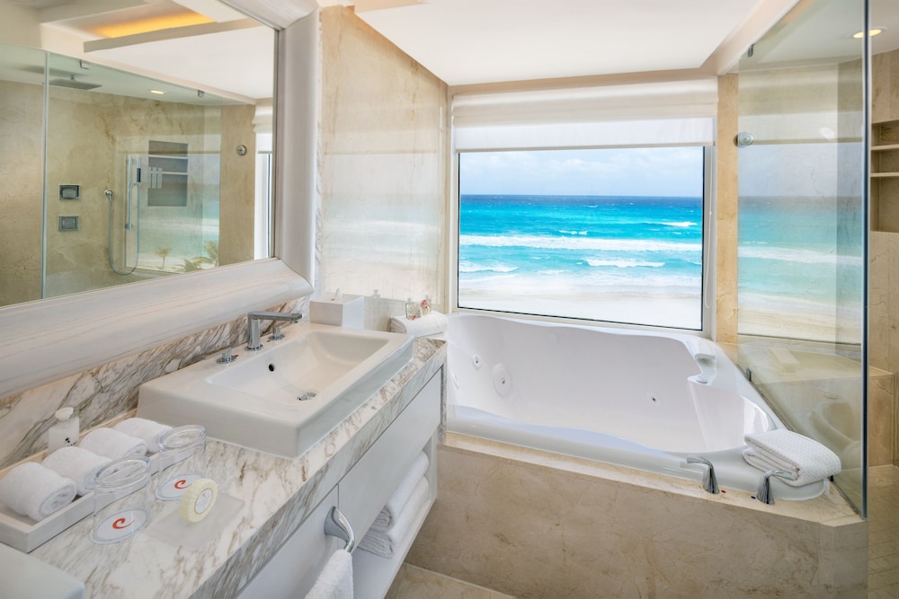 Beach/ocean view