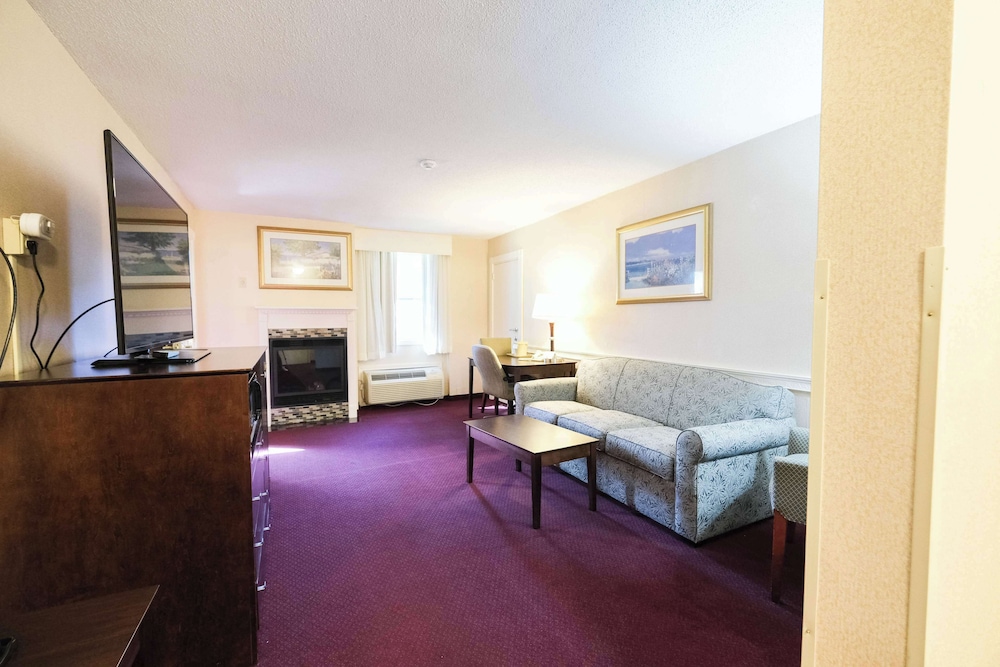 Fireside Inn & Suites Portland - photo 23