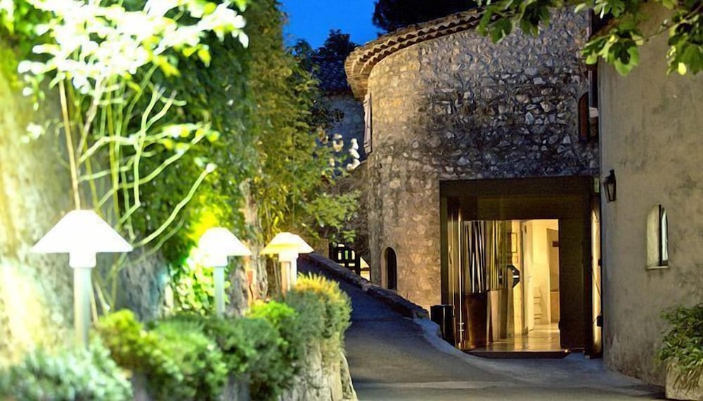 Moulin De Mougins - last minute hotel in Mougins