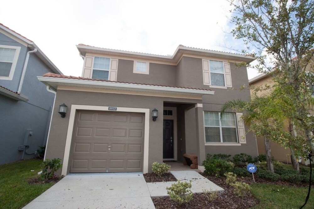 Spacious 5 Bedroom Villa Paradise Palms Resort — 4-Star Luxury Hotel in Kissimmee, United States