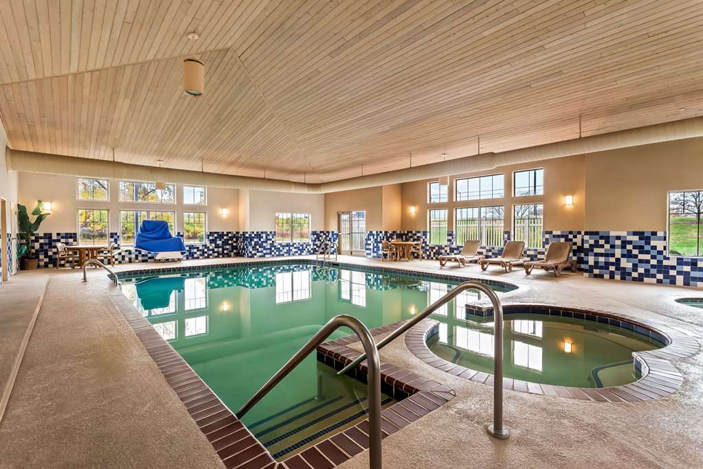 Country Inn & Suites by Radisson Portage IN - photo 36
