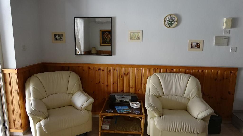 Spyros No23 Charming Oceanview Maisonette