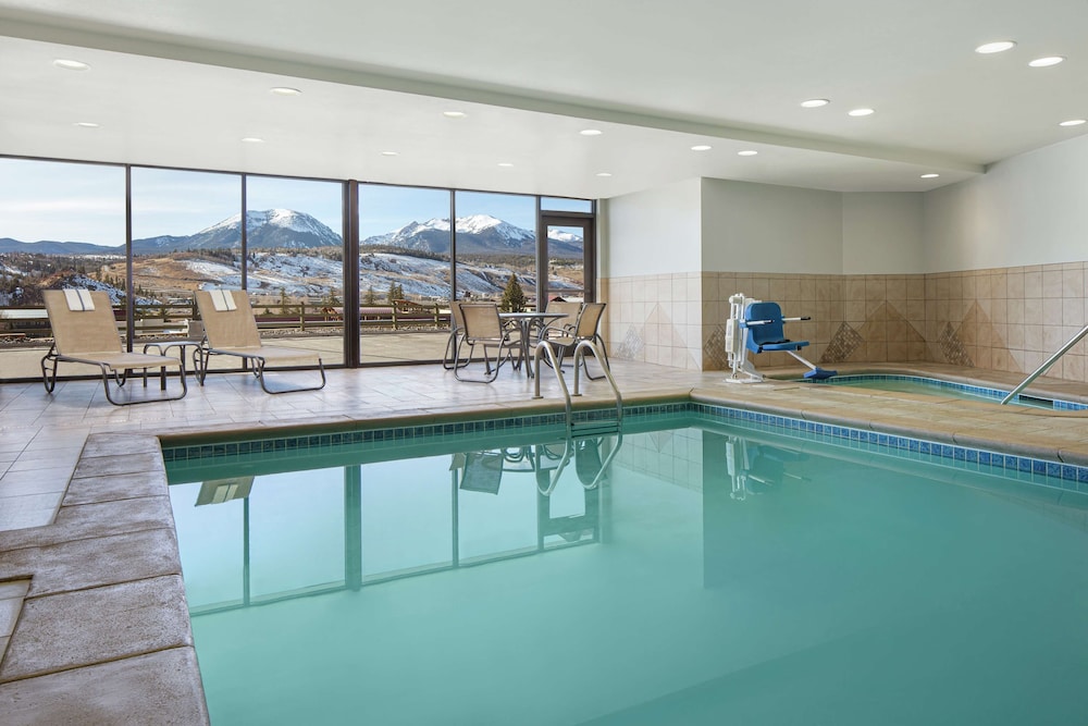 Hampton Inn & Suites Silverthorne - photo 30