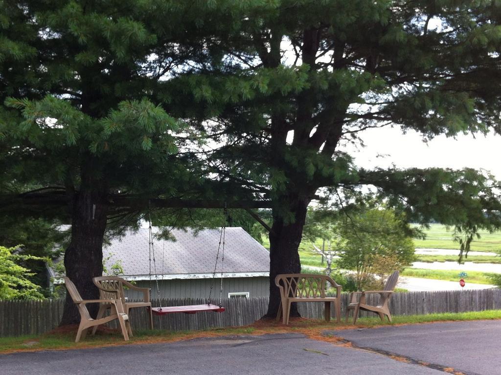 Admiral Motel - photo 6