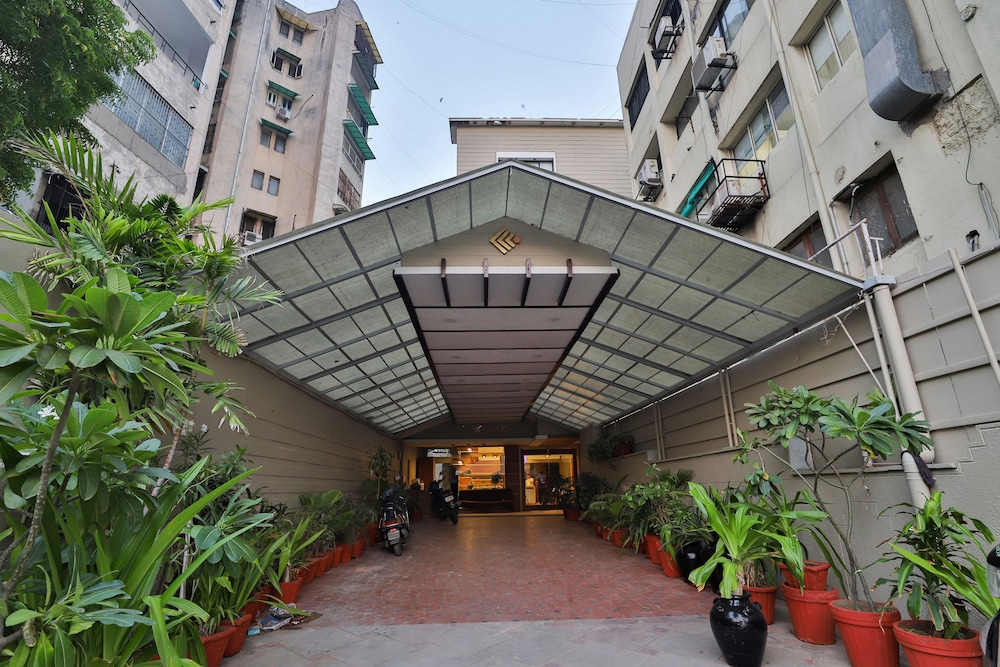 OYO 17189 Flagship Hotel Kanak Ashram Road
