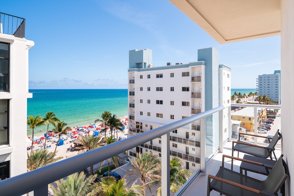 Costa Hollywood Beach Resort - photo 104