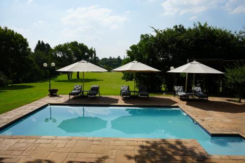 Rozafa Ferry & Accommodation - carbon neutral hotel in Shkoder