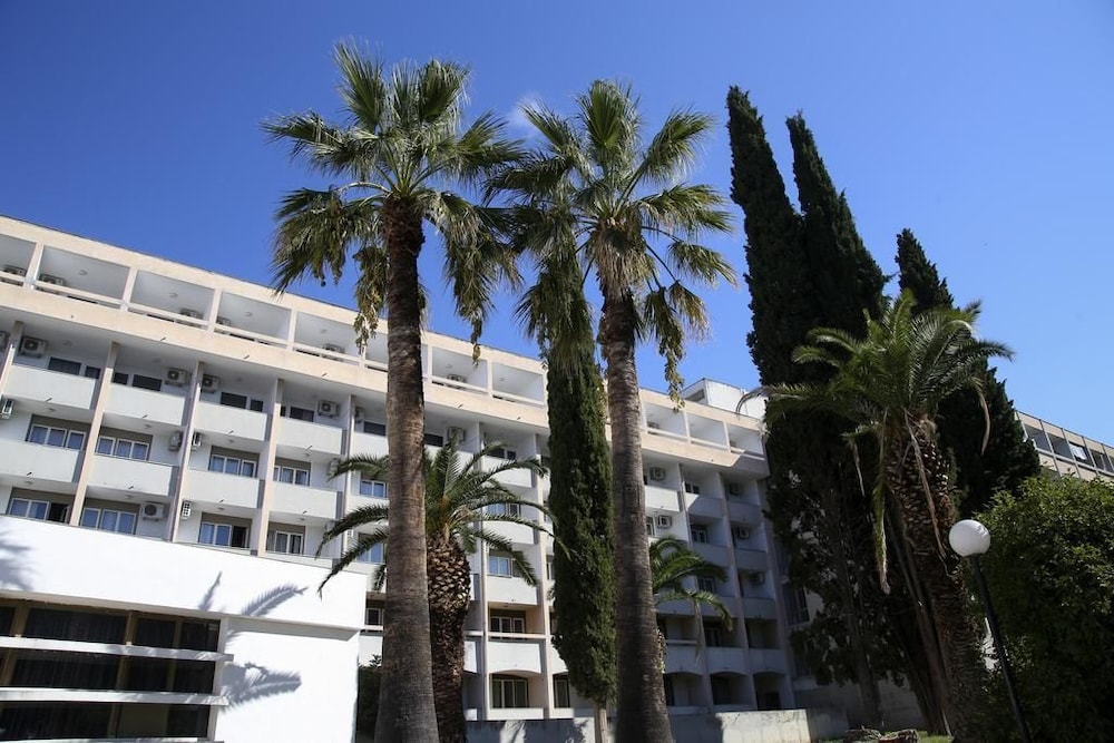 Hotel Zagreb - carbon neutral hotel in Crikvenica