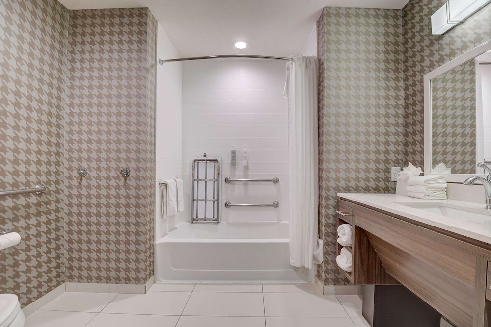 Home2 Suites by Hilton Indianapolis Northwest - photo 28
