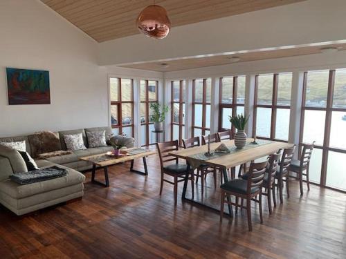 Thor s Guest house — 4-Star Luxury Hotel in Sandavagur, Faroe Islands
