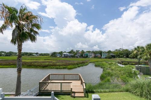 Murrells Inlet #B Great duplex walk to the beach — 4-Star Luxury Hotel in Myrtle Beach, United States