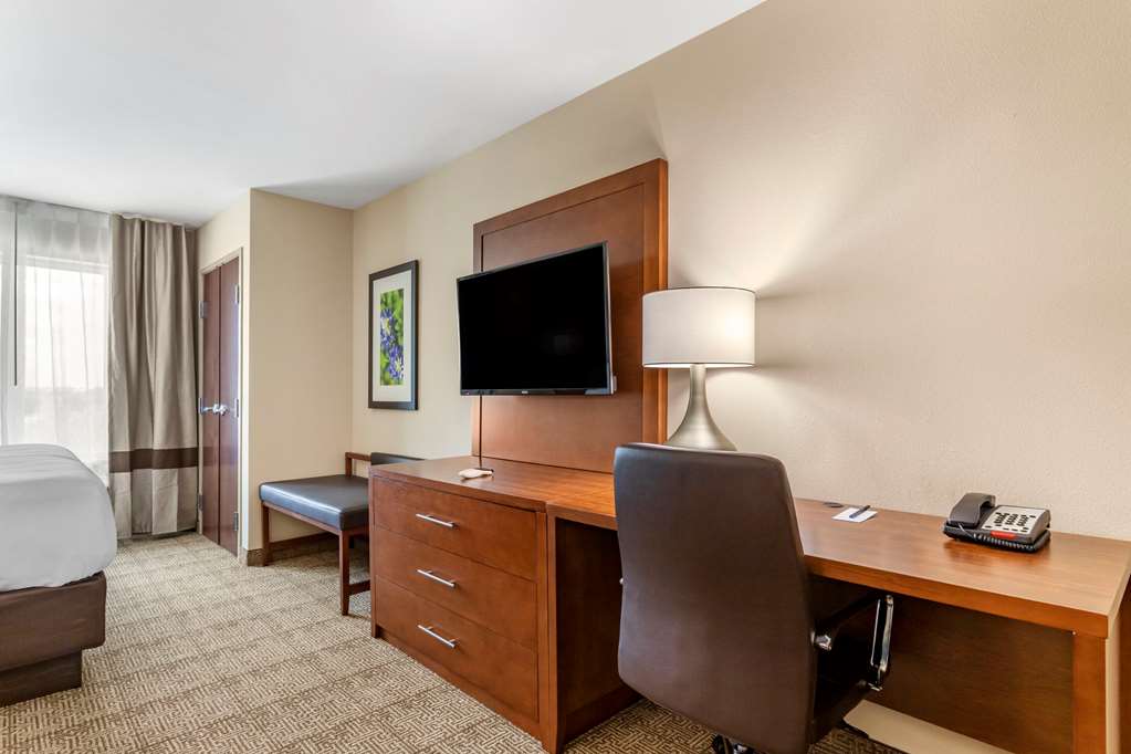 Comfort Inn & Suites Waller - photo 16