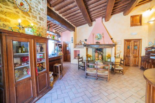 Country House Il Piancardato — 4-Star Luxury Hotel in Collazzone, Italy