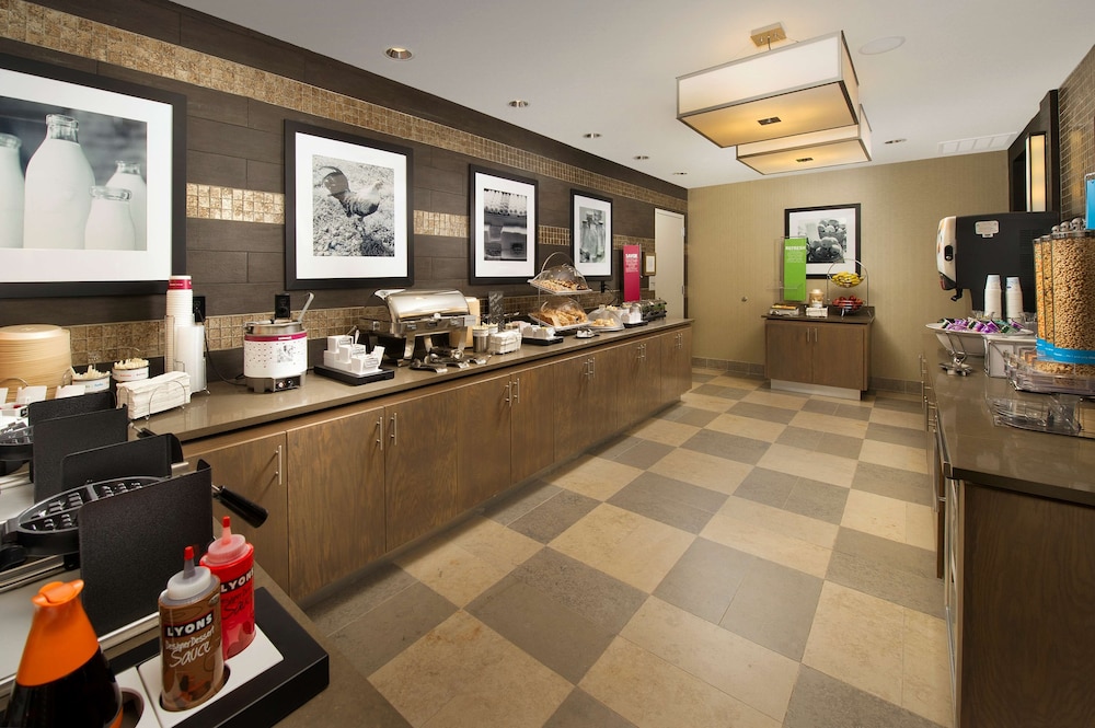 Hampton Inn & Suites San Antonio Northwest Medical Center - photo 20