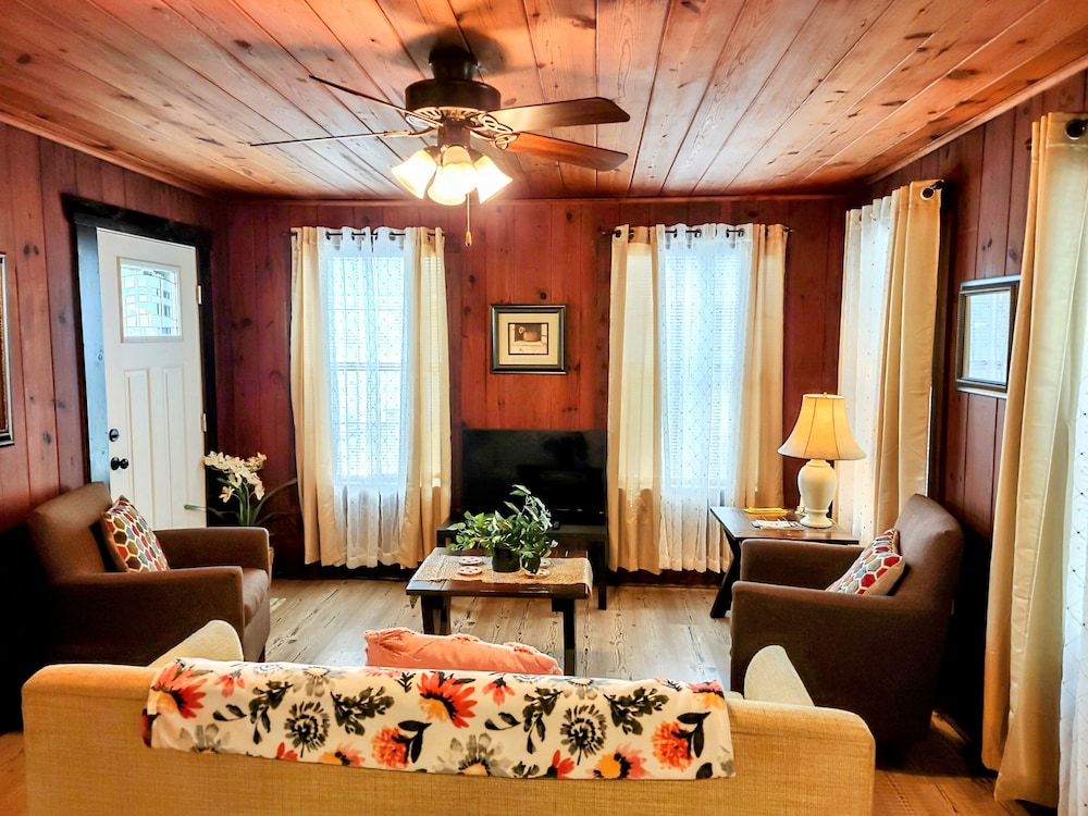 Edgewater Resort Cottage #1 - photo 80