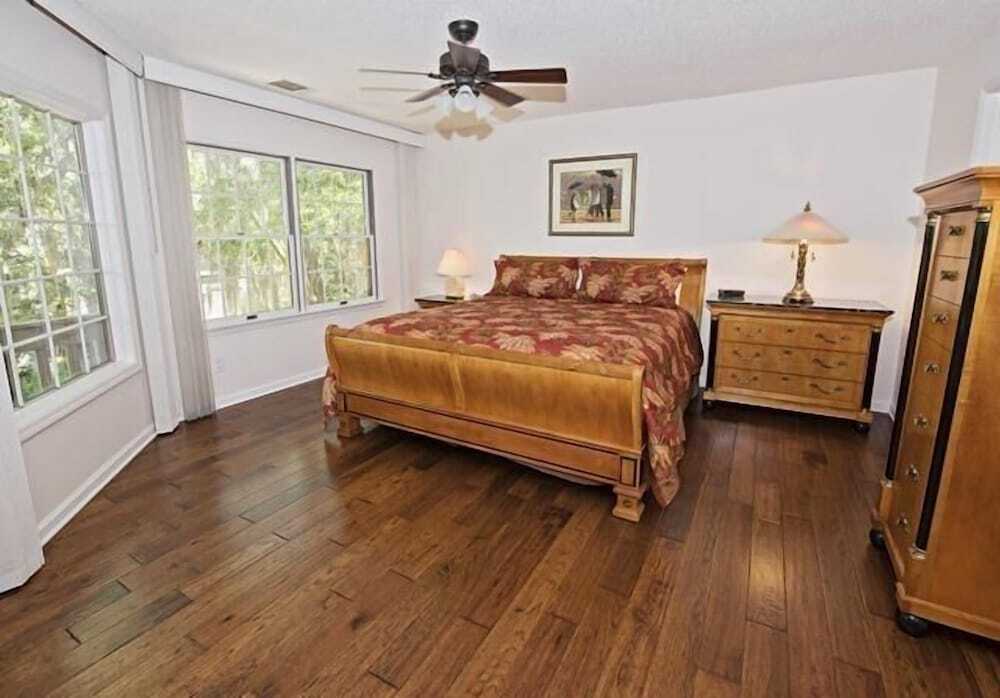 4 Mizzenmast Court at the Sea Pines Resort - photo 4