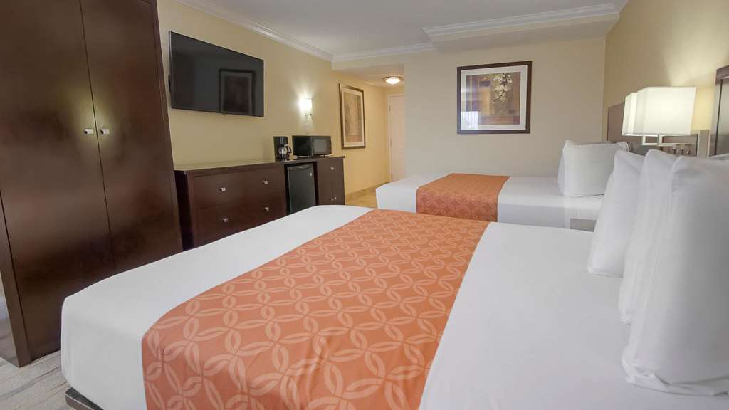 Galleria Palms Hotel - photo 43