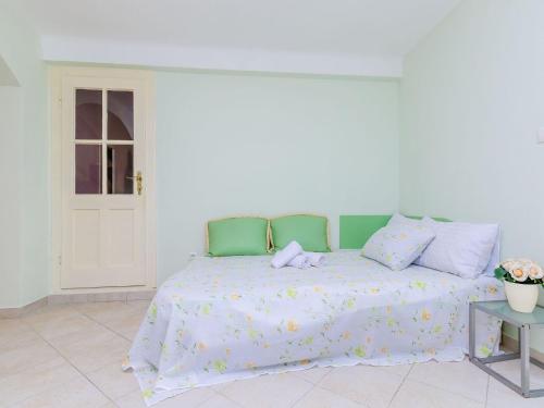 Apartment Kalea One Bedroom Apartment with Terrace A2 2